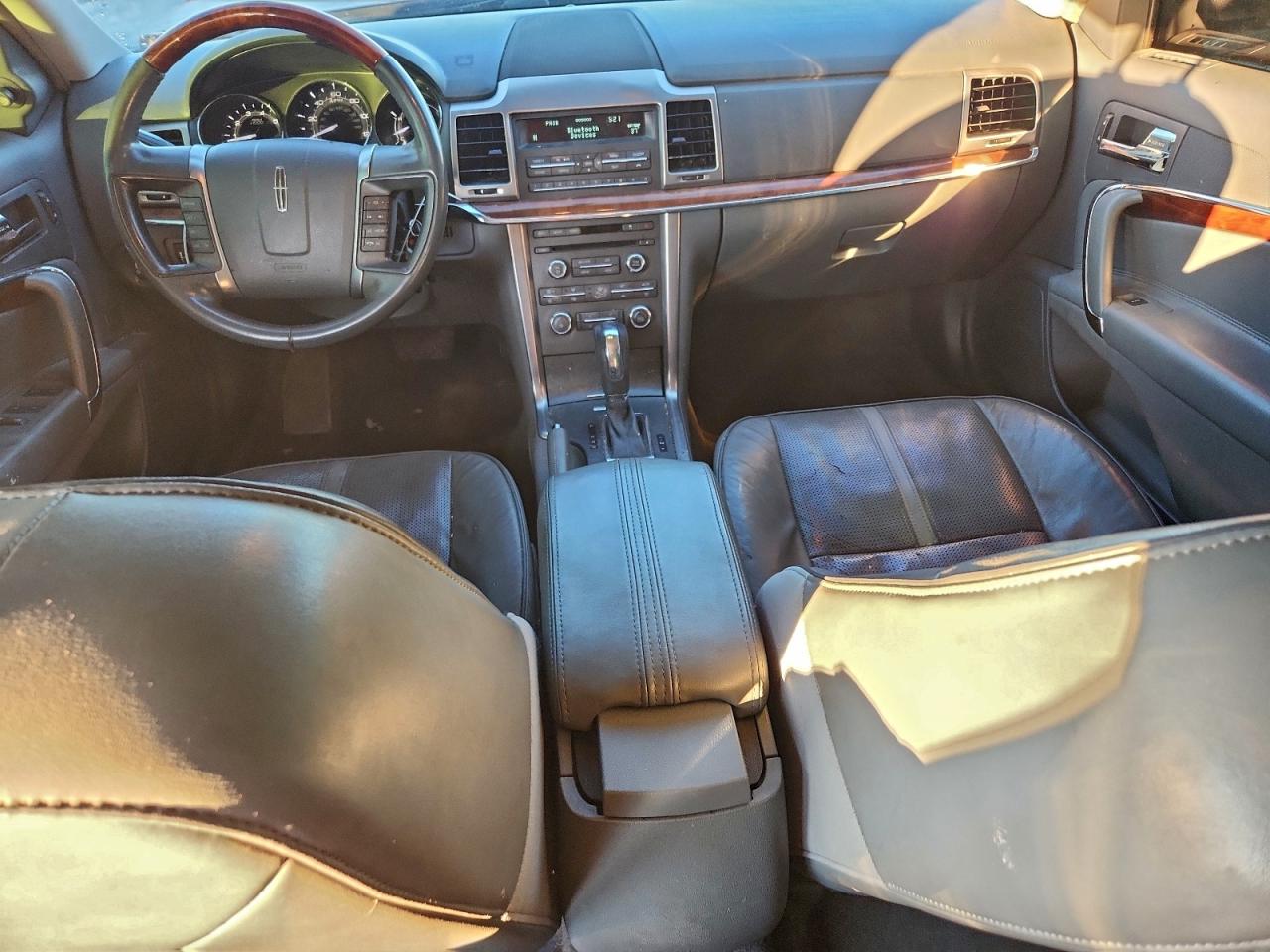 2010 LINCOLN MKZ photo 8