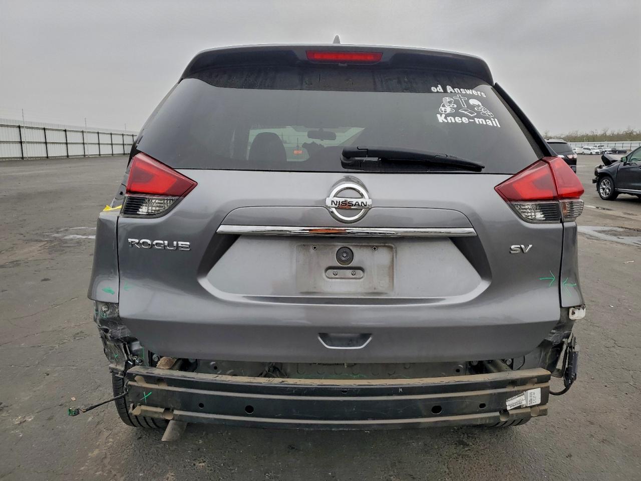 2018 NISSAN ROGUE S photo 6