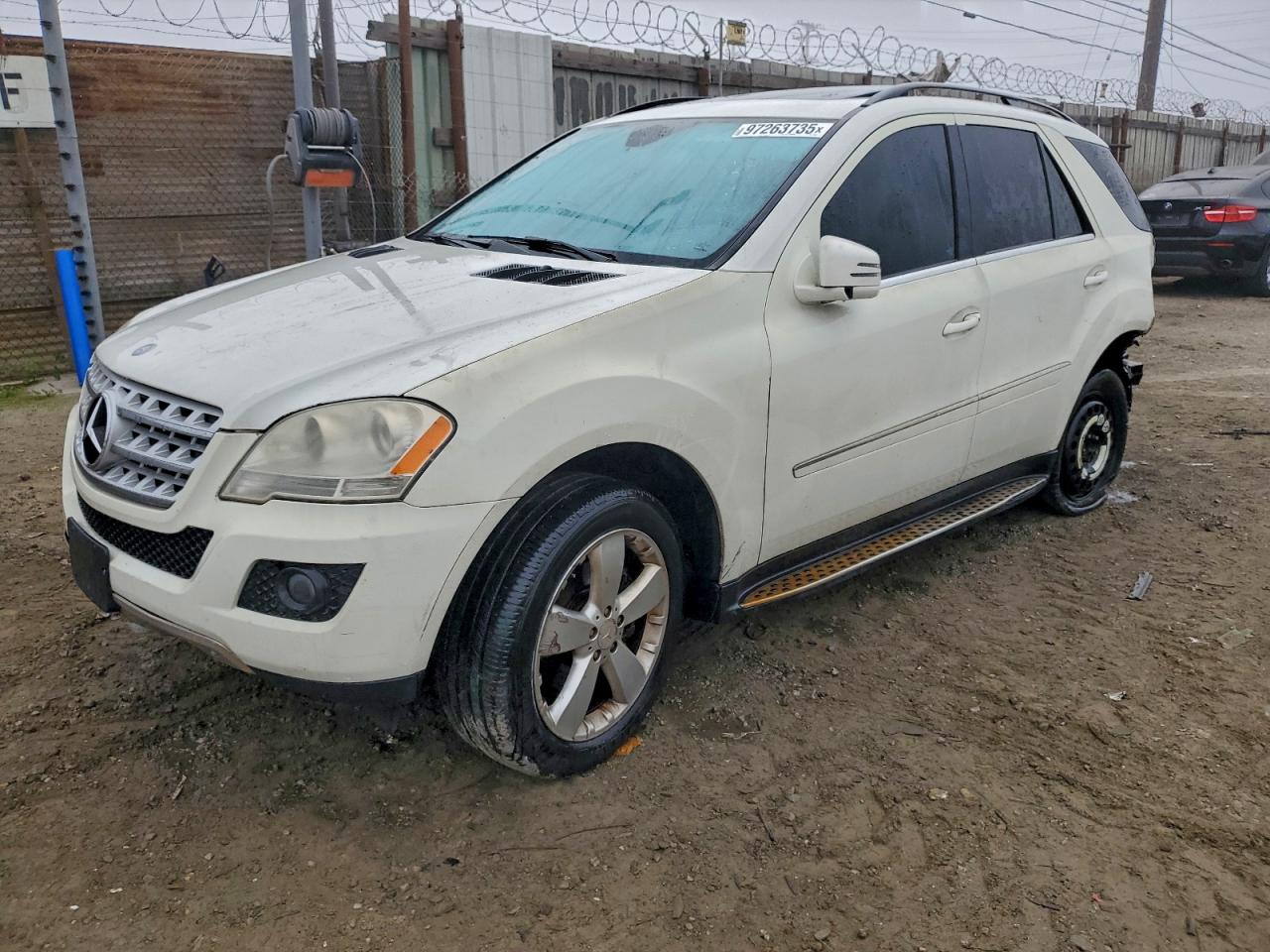 2011 MERCEDES-BENZ ML