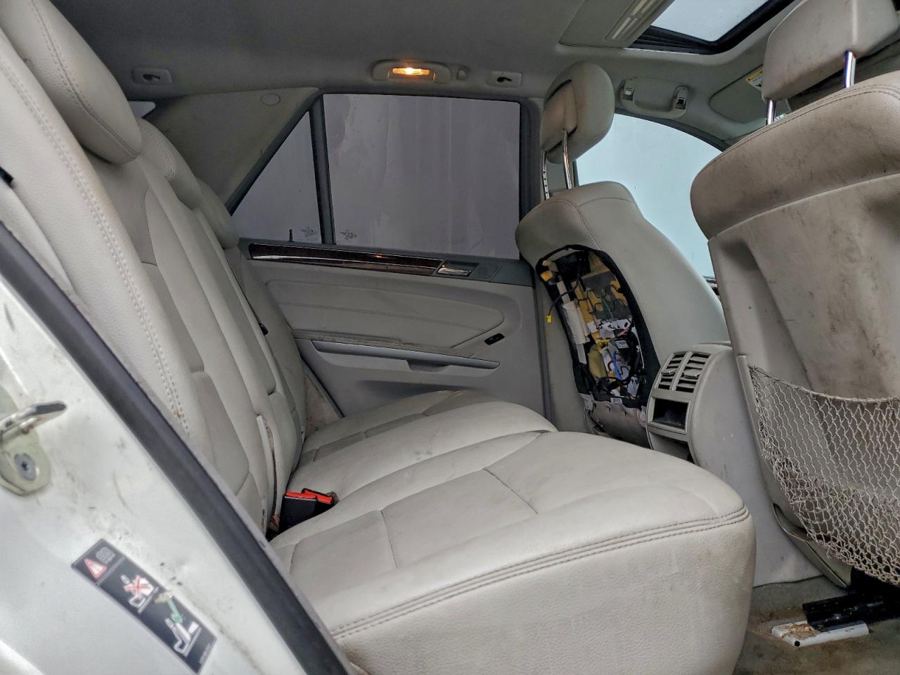 2011 MERCEDES-BENZ ML 350 photo 11
