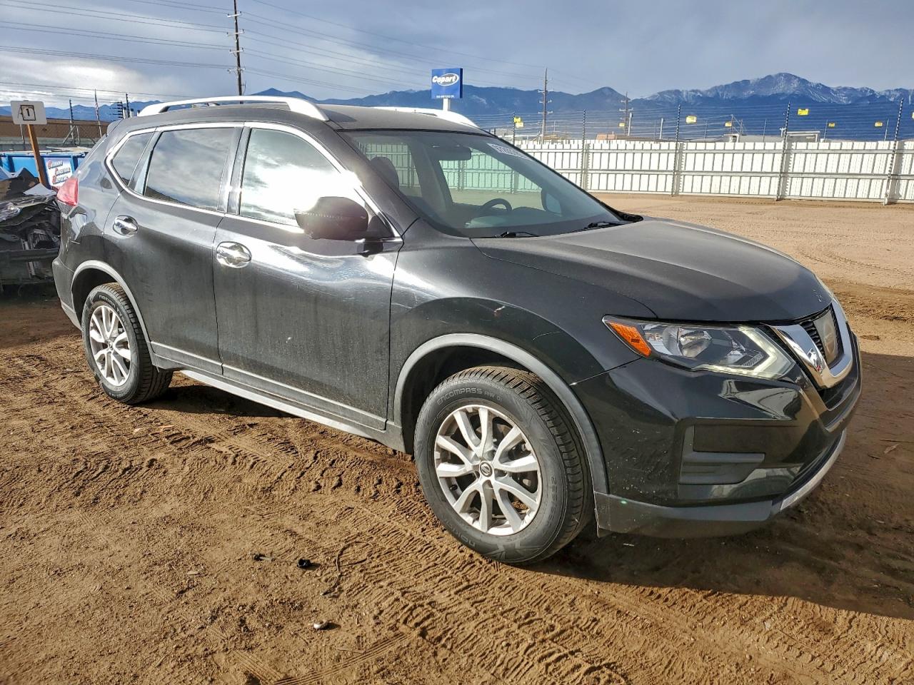 2017 NISSAN ROGUE S photo 4