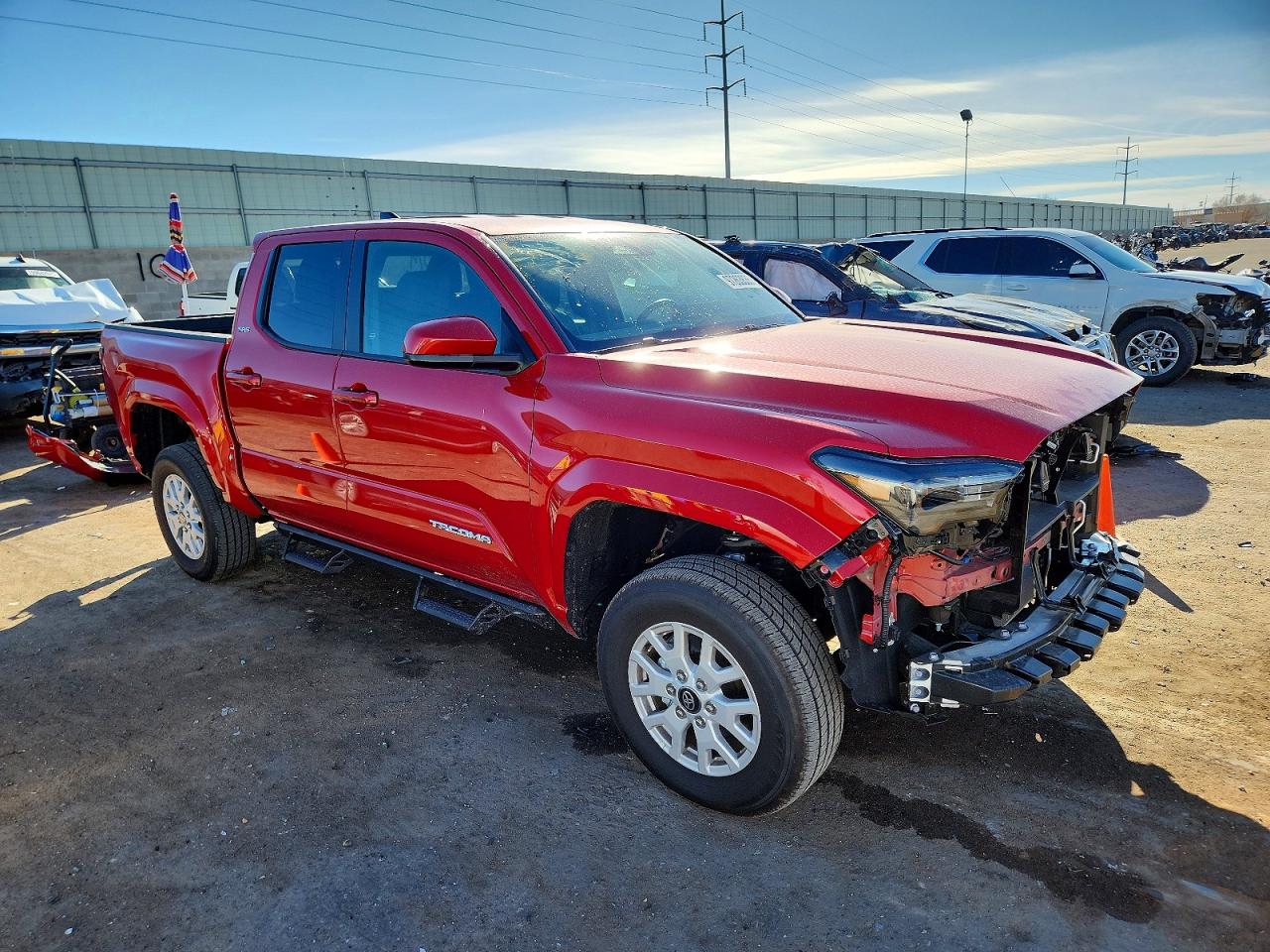 2025 TOYOTA TACOMA DOUBLE CAB photo 4