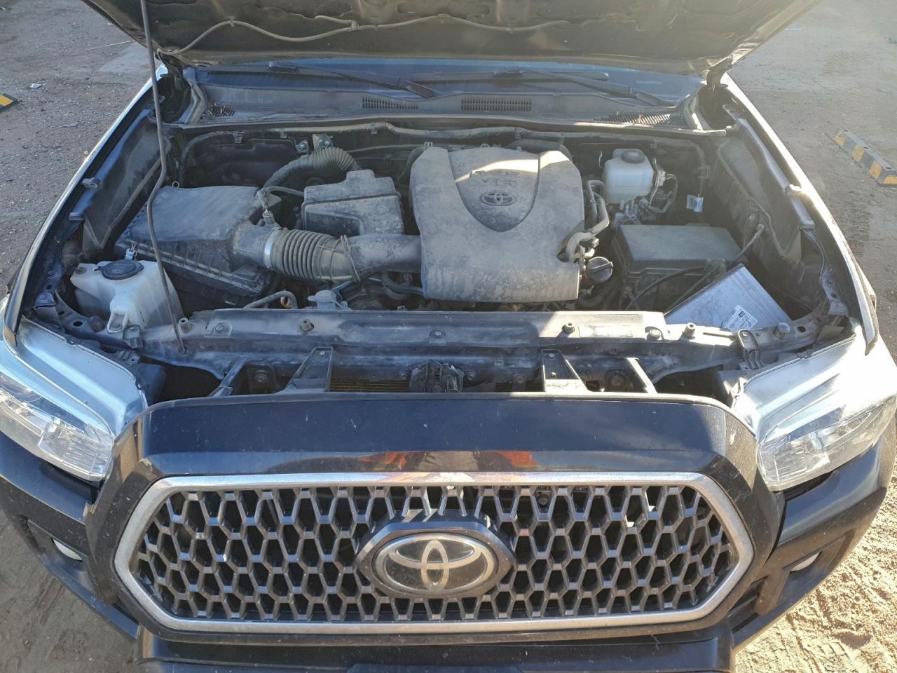 2019 TOYOTA TACOMA DOUBLE CAB photo 11