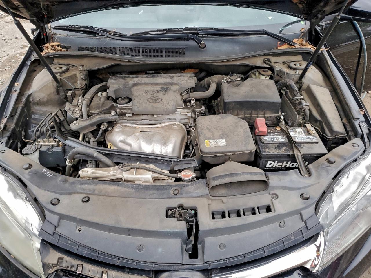2016 TOYOTA CAMRY LE photo 11