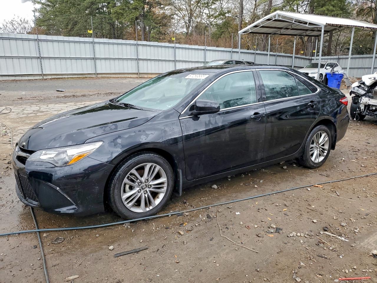 2016 TOYOTA CAMRY