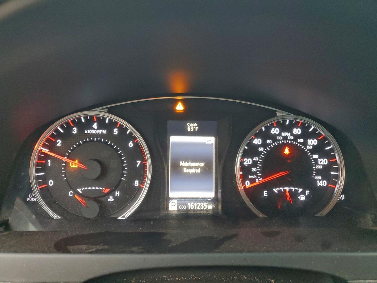2016 TOYOTA CAMRY LE photo 9
