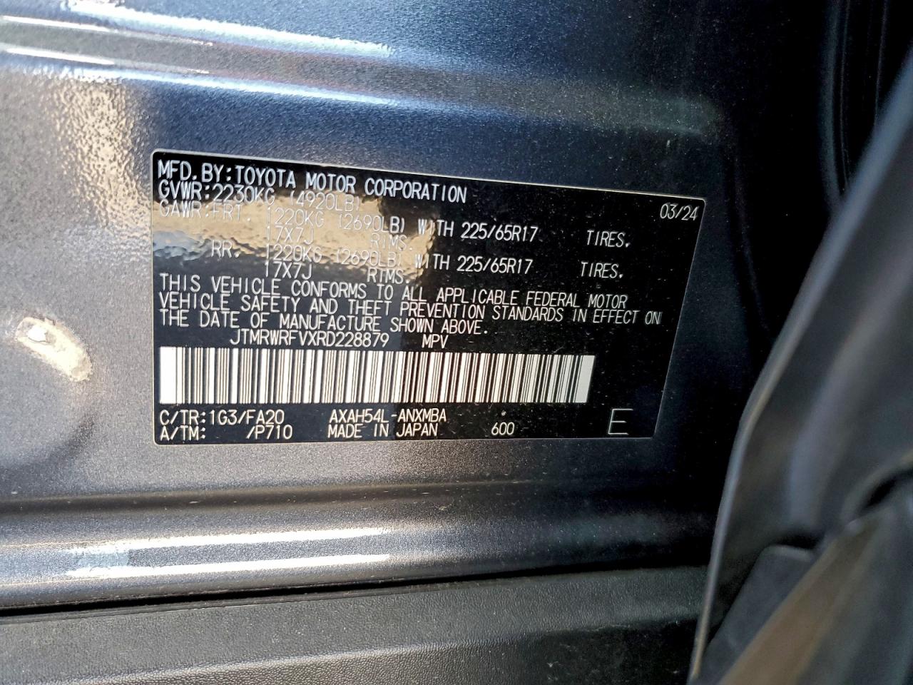 2024 TOYOTA RAV4 XLE photo 37