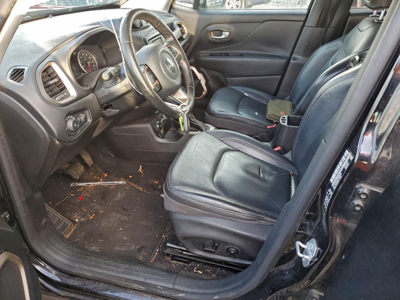 2015 JEEP RENEGADE LIMITED photo 13