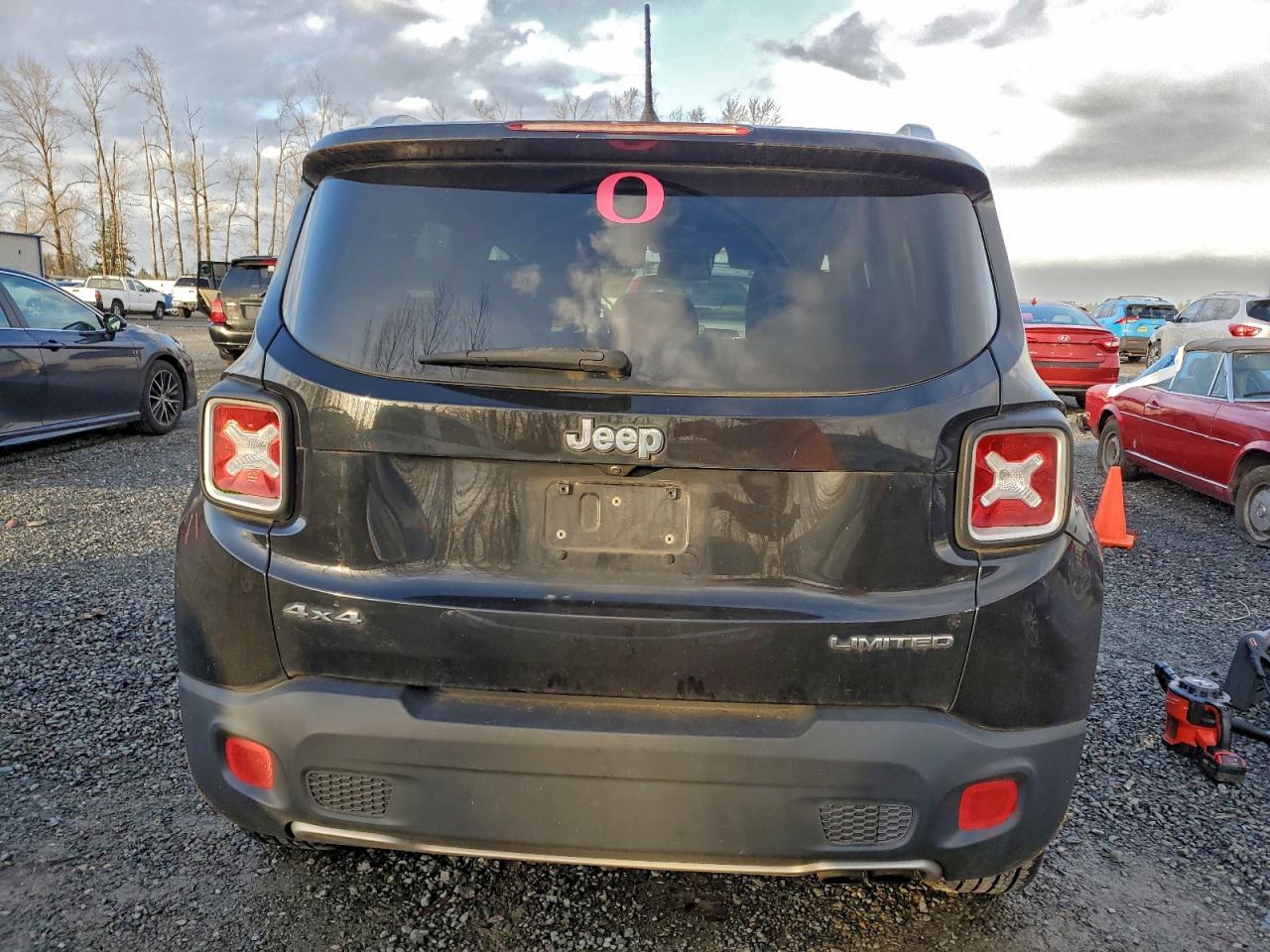 2015 JEEP RENEGADE LIMITED photo 11