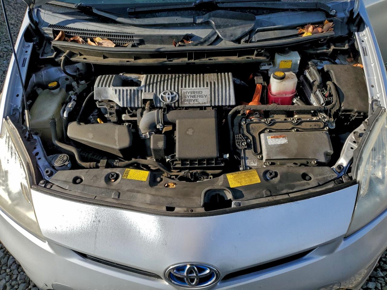 2012 TOYOTA PRIUS photo 21
