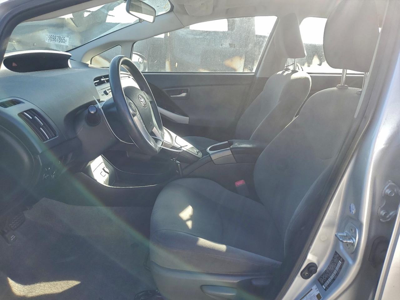 2012 TOYOTA PRIUS photo 13