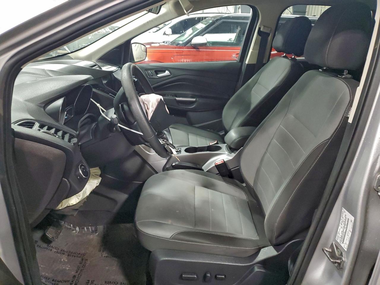 2016 FORD ESCAPE SE photo 19