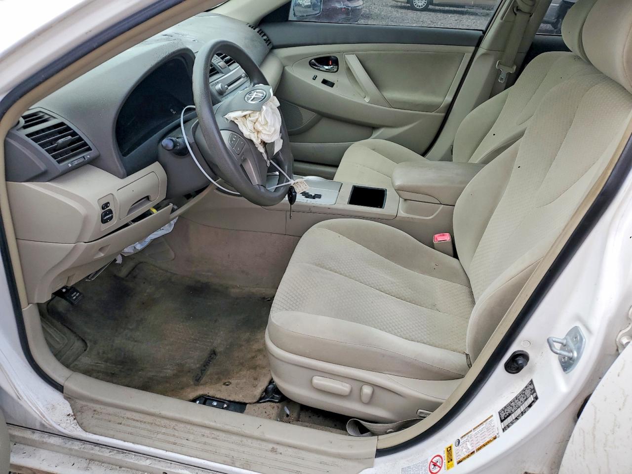 2007 TOYOTA CAMRY CE photo 13