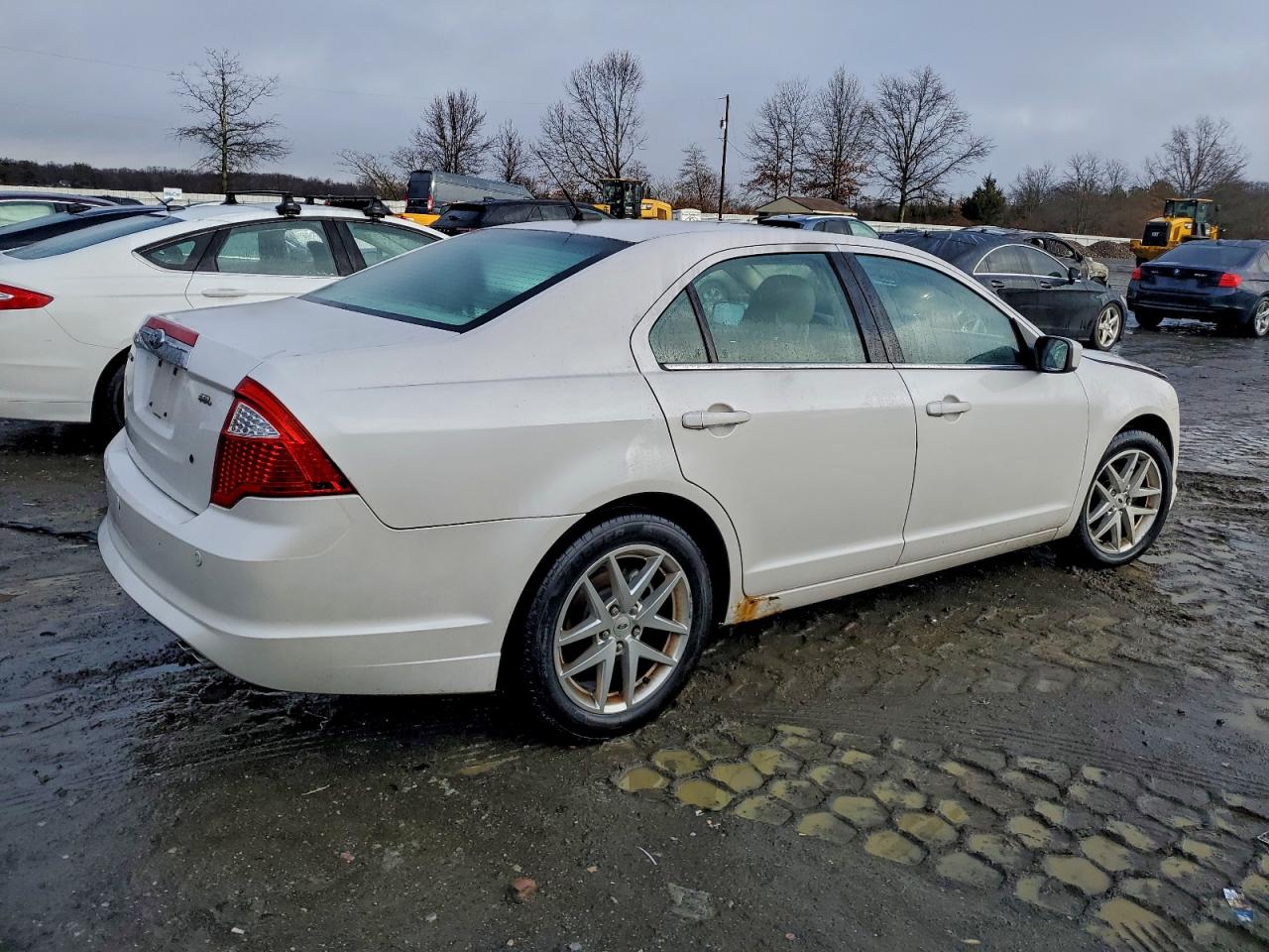 2011 FORD FUSION SEL photo 5