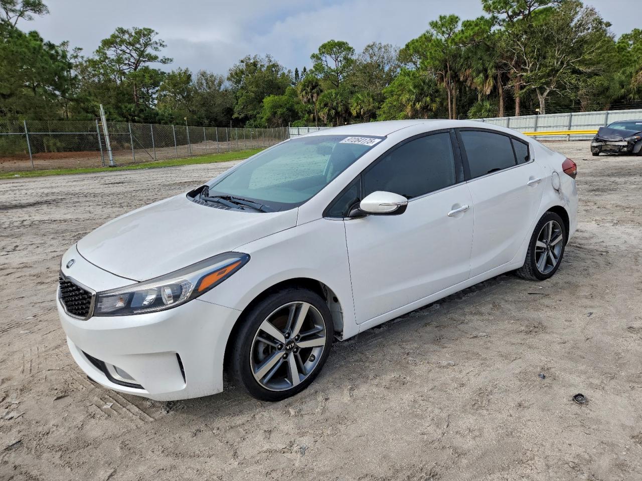 2017 KIA FORTE