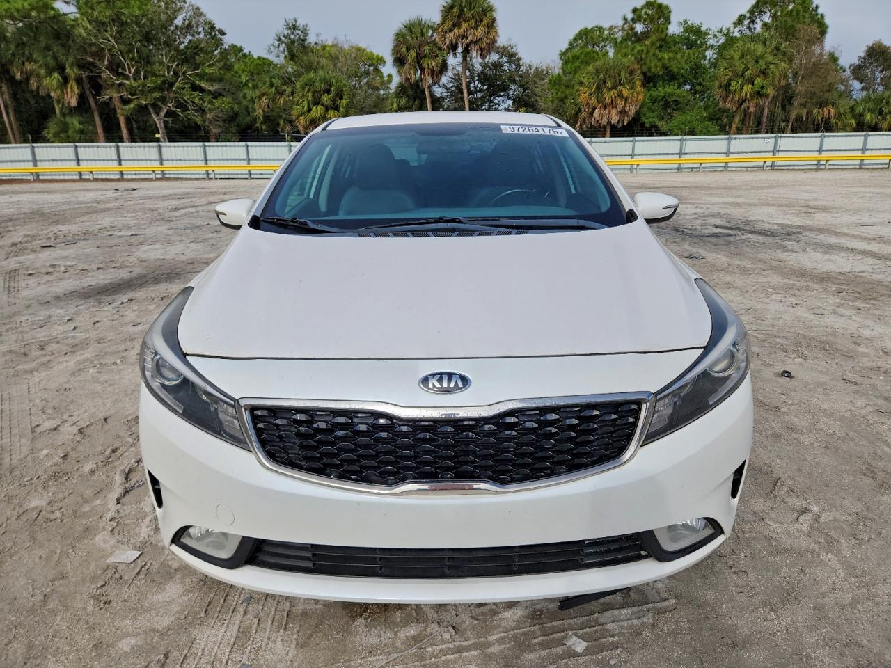 2017 KIA FORTE EX photo 9