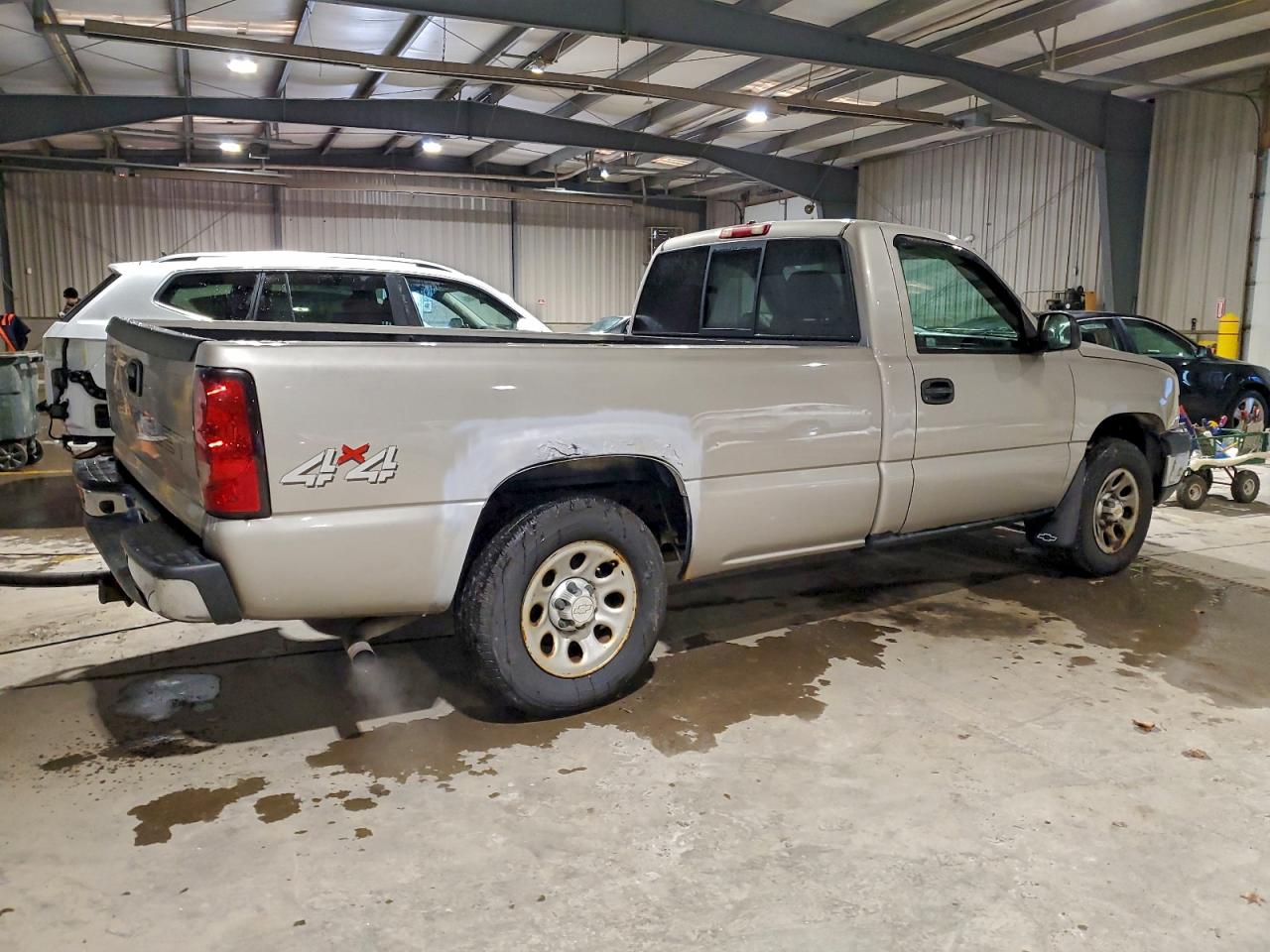 2006 CHEVROLET SILVERADO K1500 photo 3