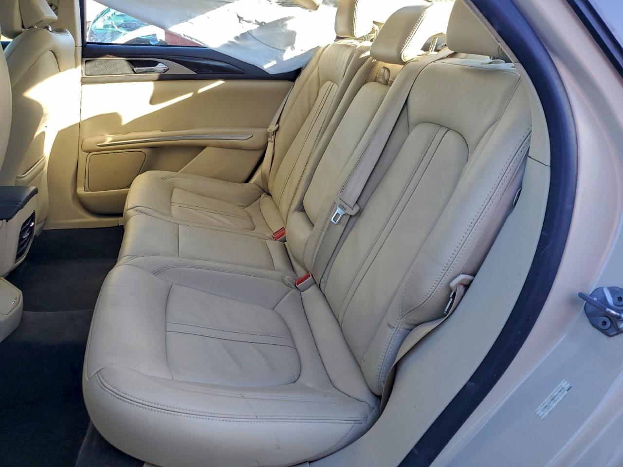 2015 LINCOLN MKZ photo 10