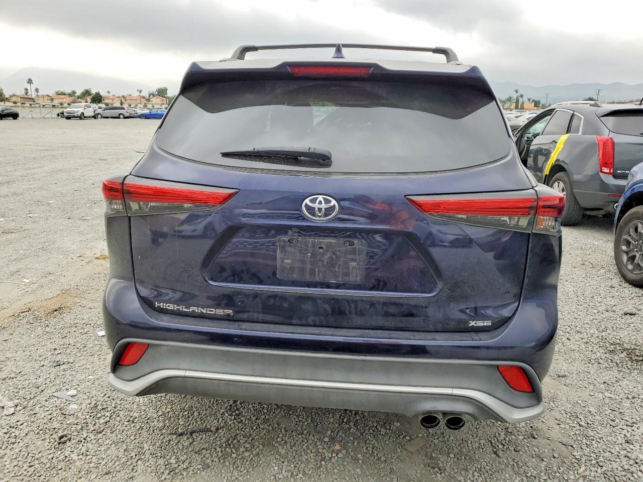 2021 TOYOTA HIGHLANDER XSE photo 6