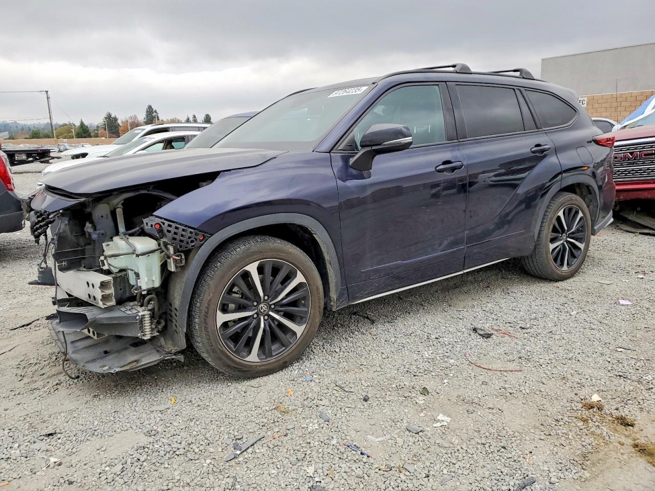 2021 TOYOTA HIGHLANDER