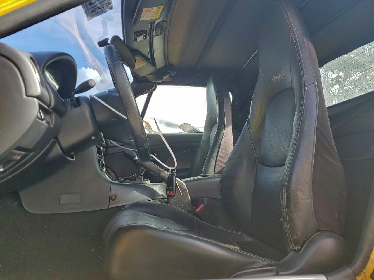 2002 MAZDA MX-5 MIATA BASE photo 7