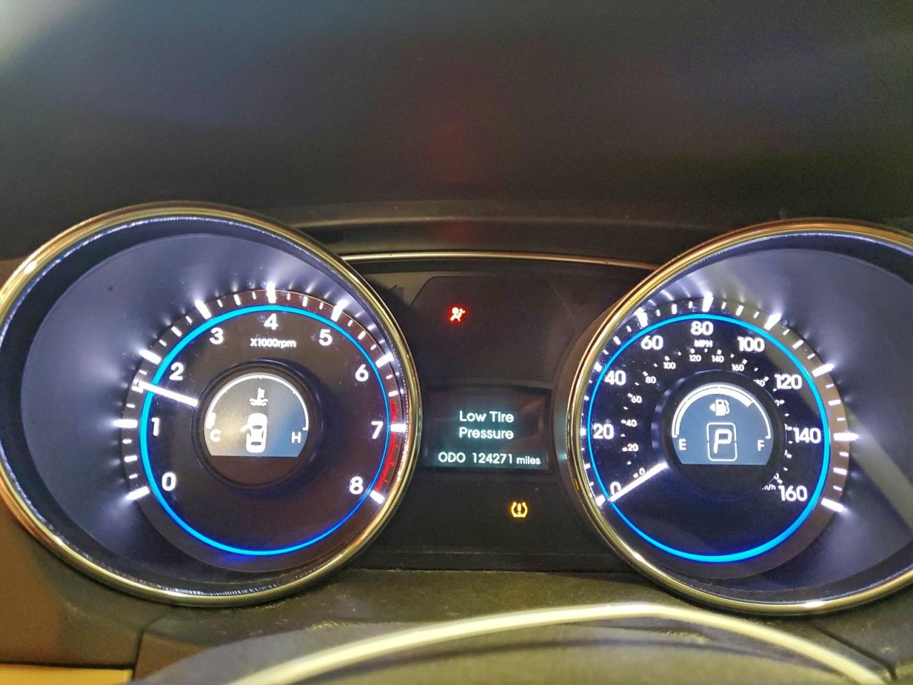 2011 HYUNDAI SONATA GLS photo 17