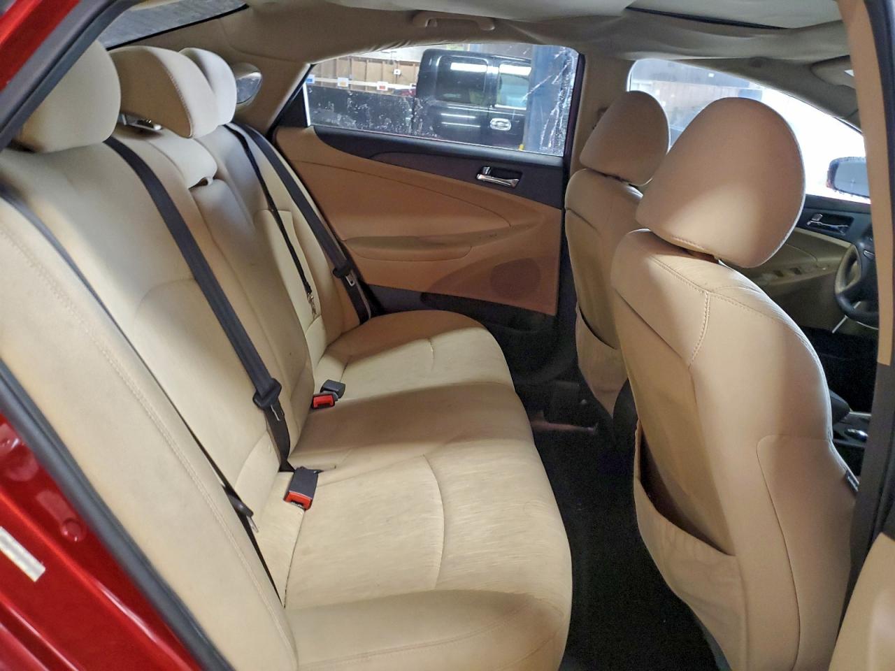 2011 HYUNDAI SONATA GLS photo 18