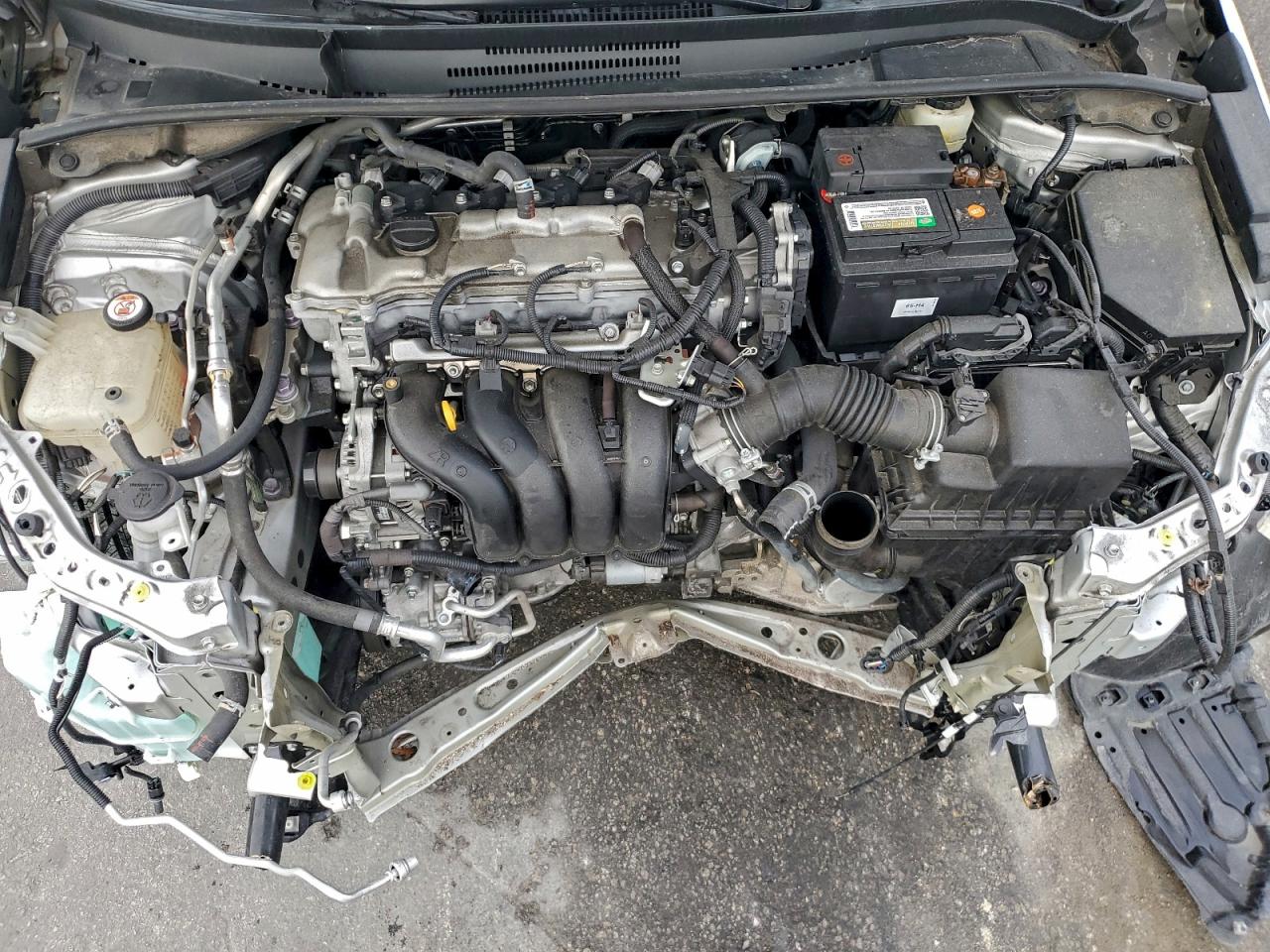 2021 TOYOTA COROLLA LE photo 11