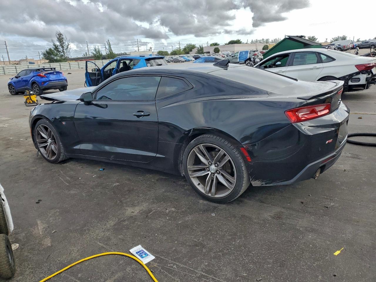 2017 CHEVROLET CAMARO LT photo 2