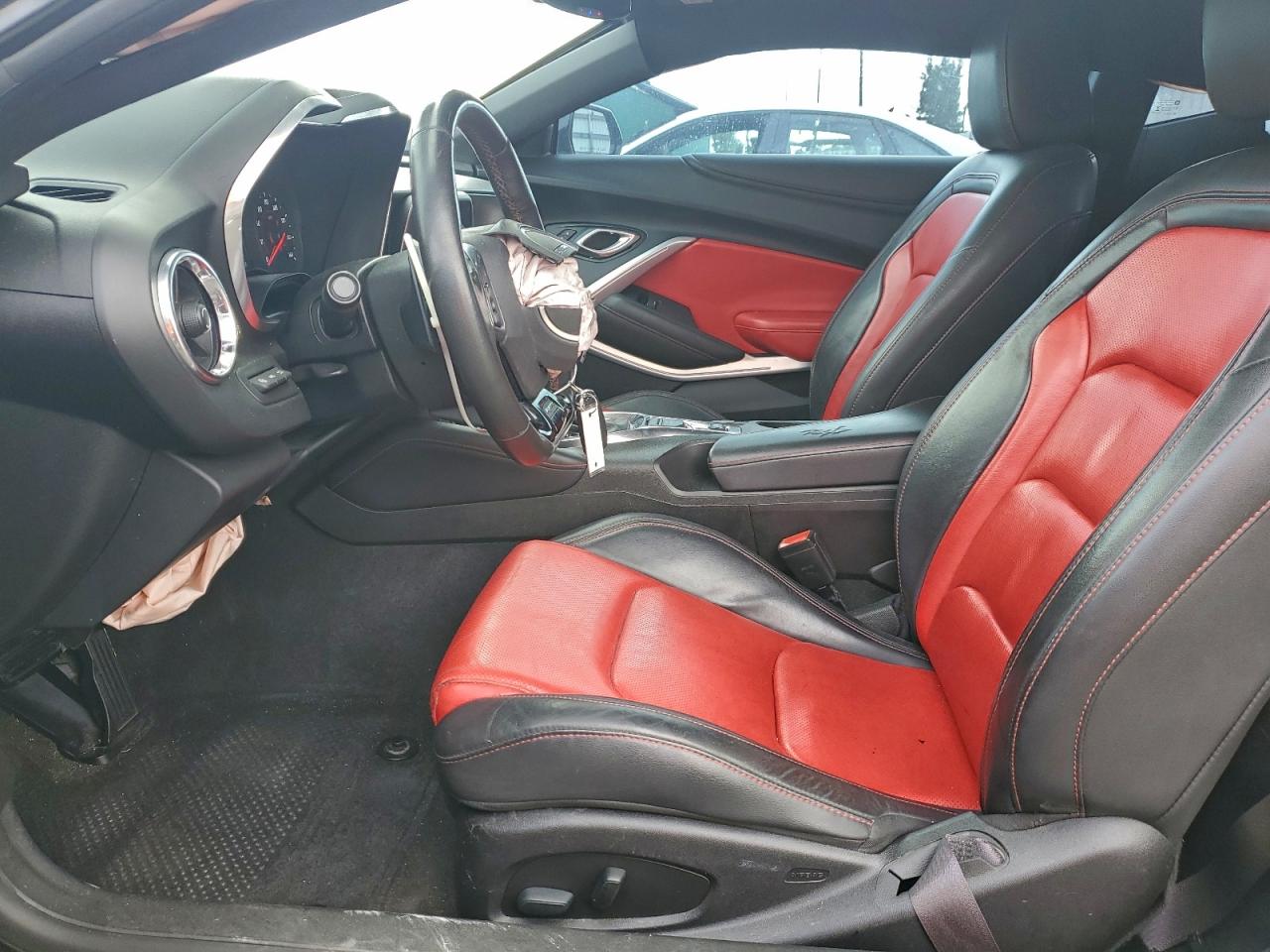 2017 CHEVROLET CAMARO LT photo 7