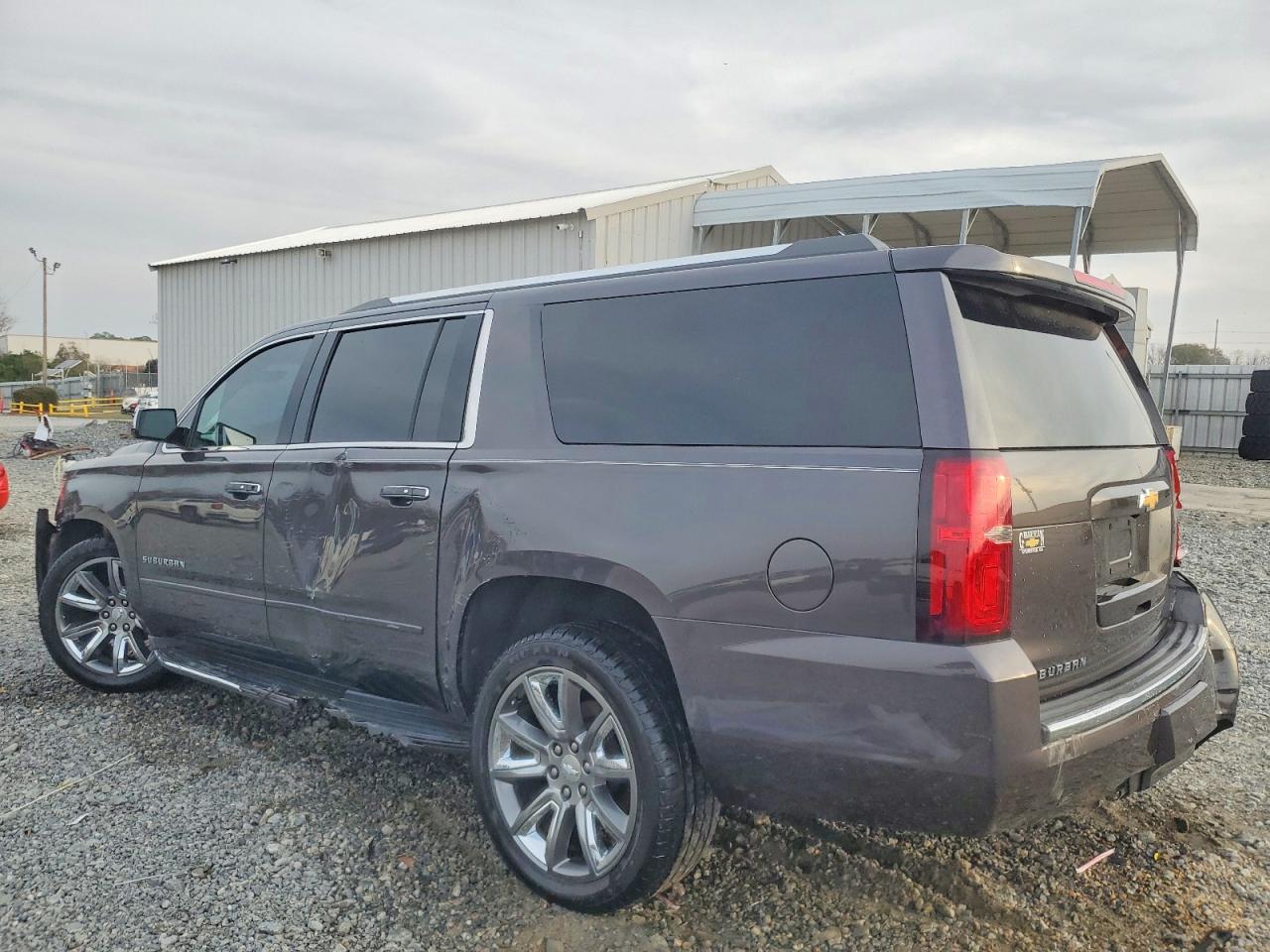 2018 CHEVROLET SUBURBAN K1500 PREMIER photo 2
