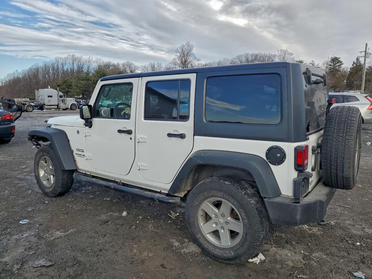 2016 JEEP WRANGLER UNLIMITED SPORT photo 3