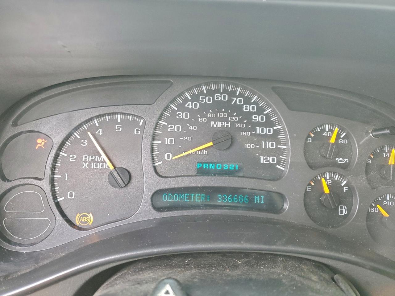 2004 CHEVROLET SILVERADO K1500 photo 17
