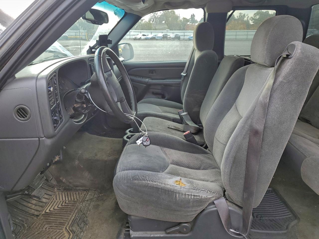 2004 CHEVROLET SILVERADO K1500 photo 13