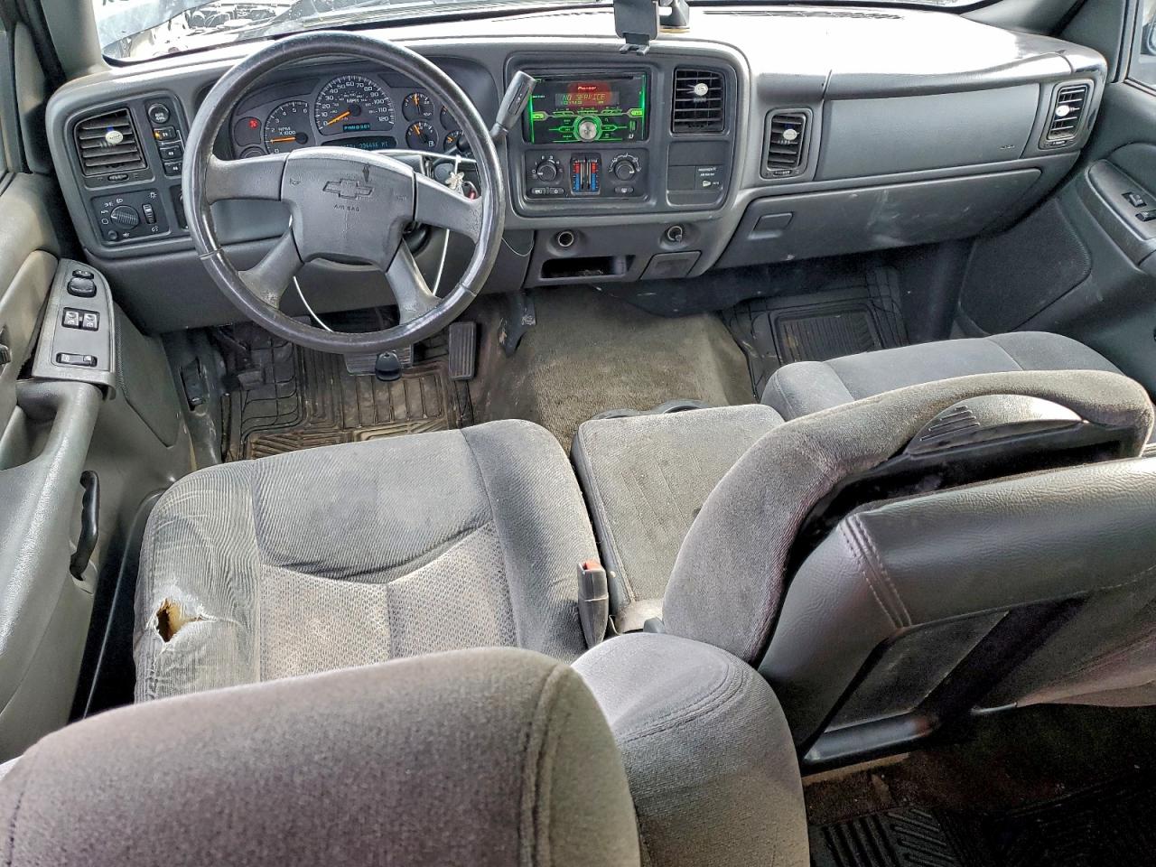 2004 CHEVROLET SILVERADO K1500 photo 15