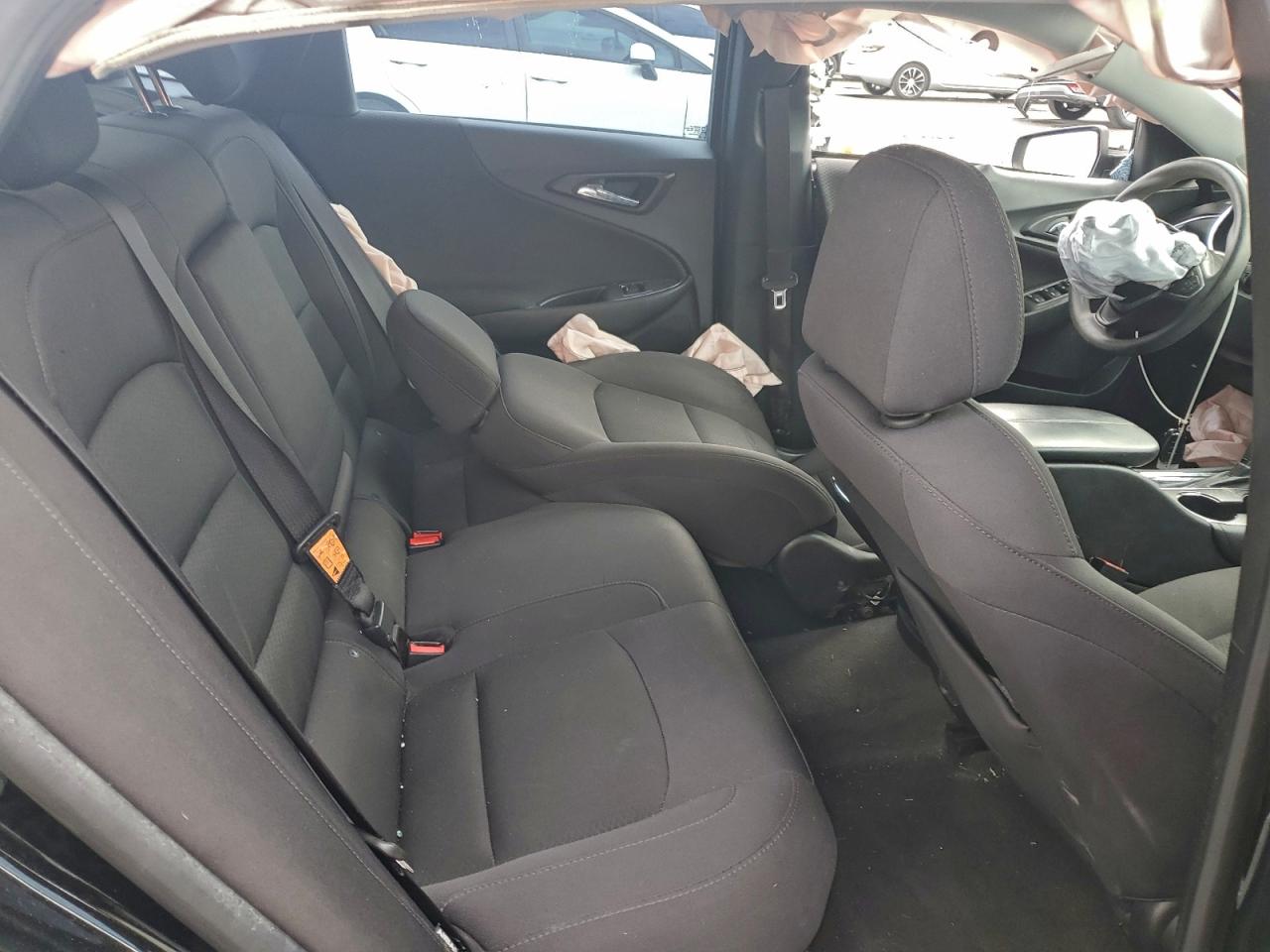2017 CHEVROLET MALIBU LT photo 19