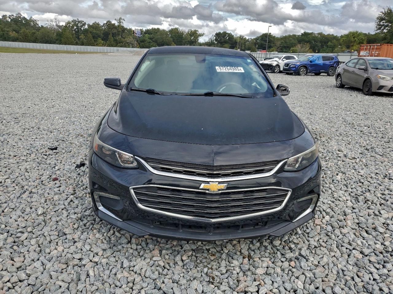 2017 CHEVROLET MALIBU LT photo 9