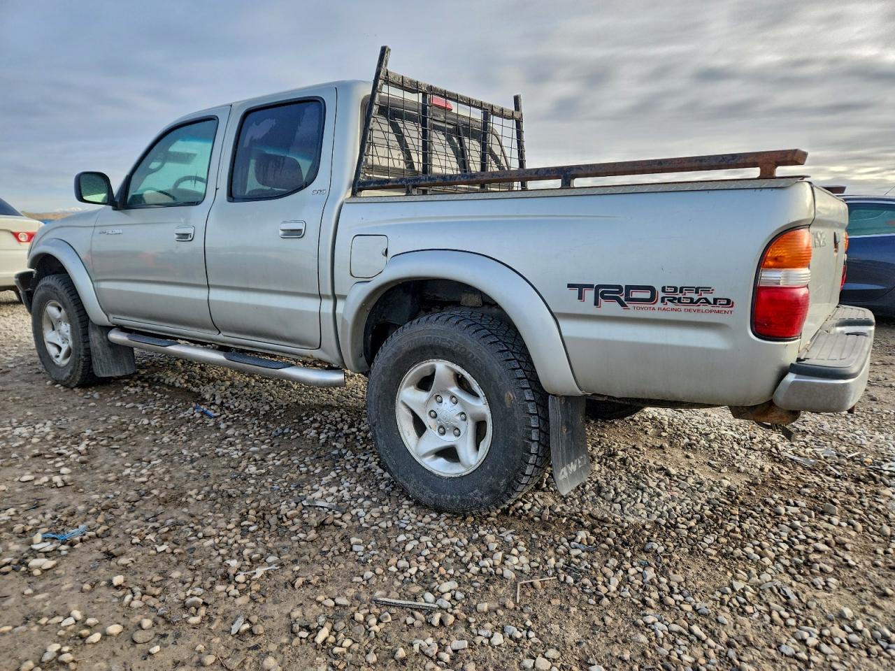 2004 TOYOTA TACOMA DOUBLE CAB photo 2