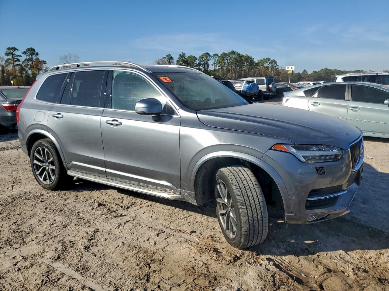 2017 VOLVO XC90 T6 photo 4