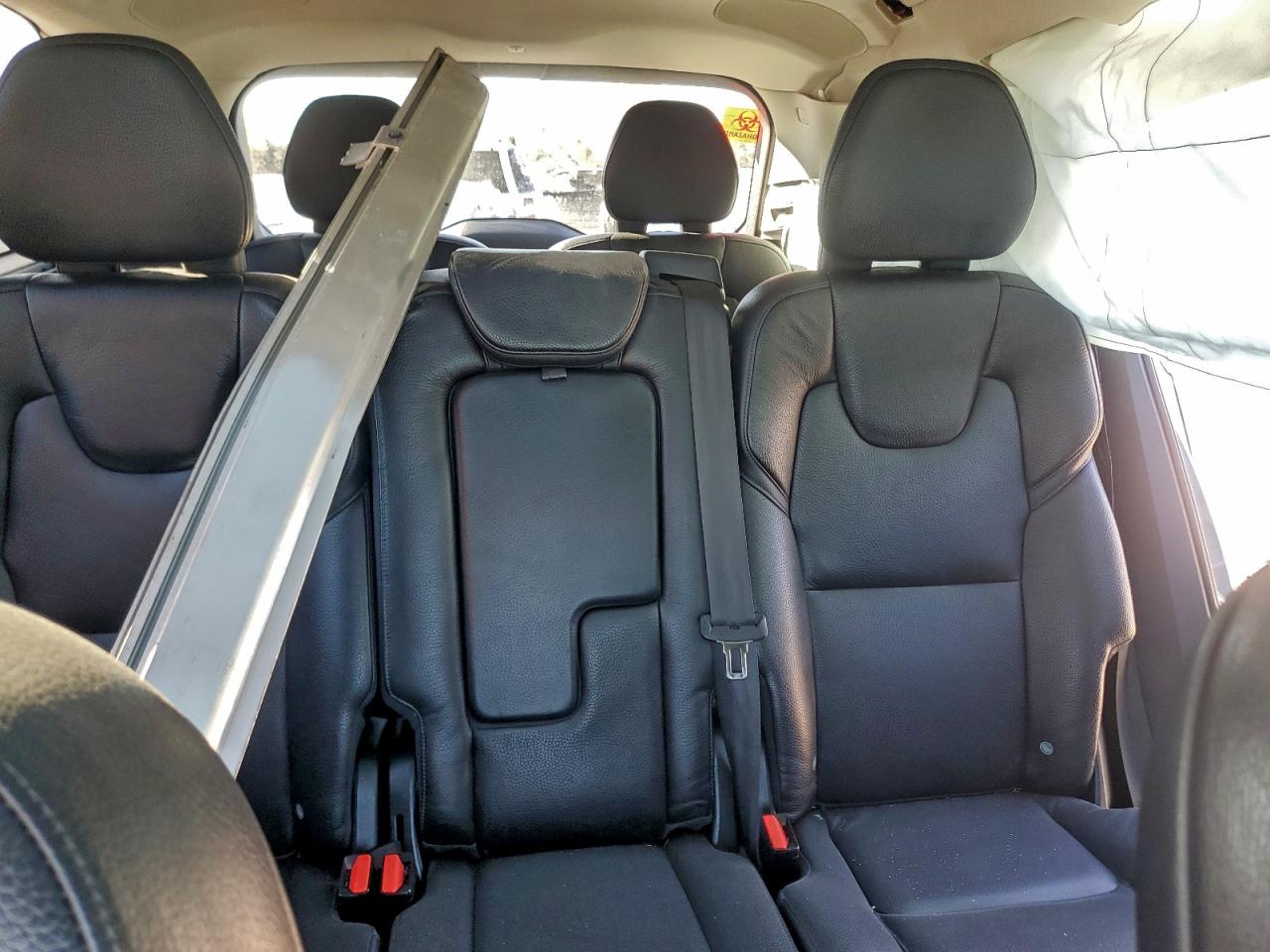 2017 VOLVO XC90 T6 photo 10