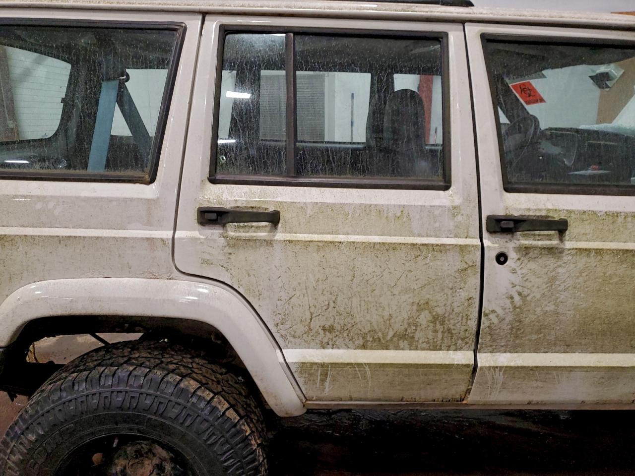1999 JEEP CHEROKEE SPORT photo 11