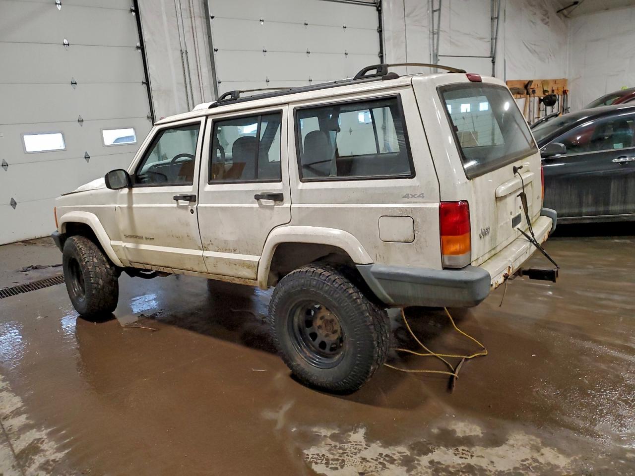 1999 JEEP CHEROKEE SPORT photo 2