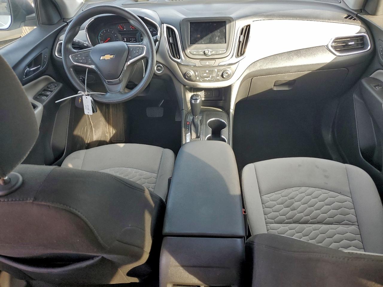 2020 CHEVROLET EQUINOX LS photo 8