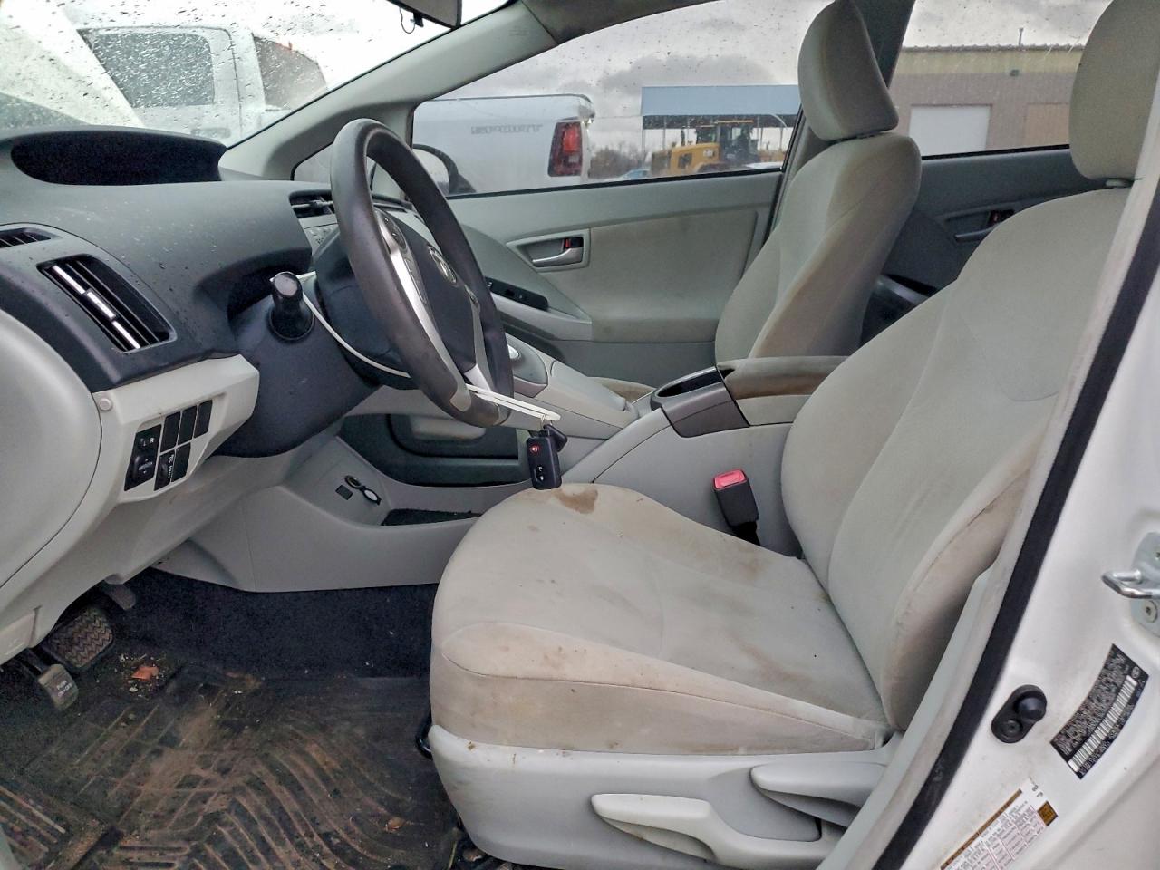 2012 TOYOTA PRIUS photo 7