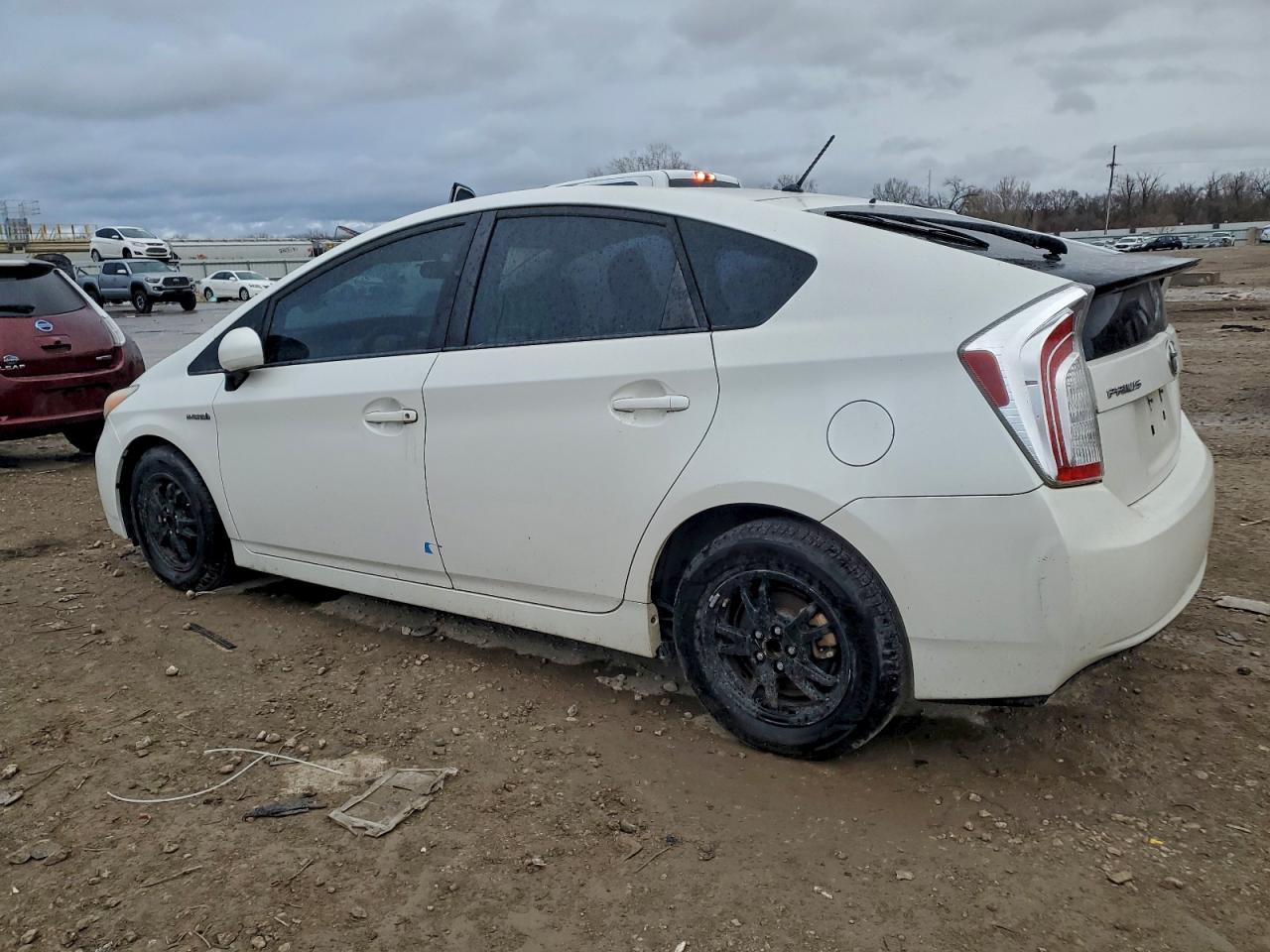 2012 TOYOTA PRIUS photo 2
