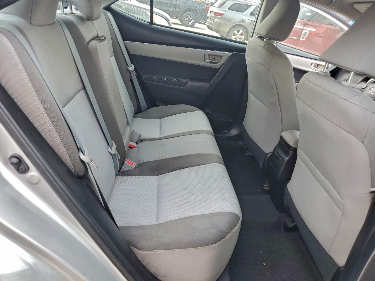 2017 TOYOTA COROLLA L photo 10