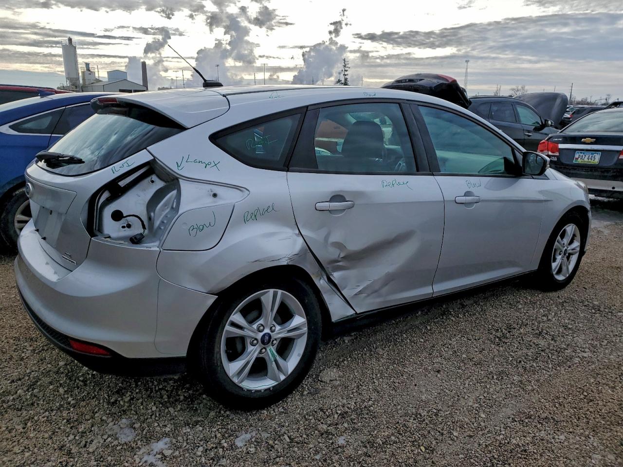 2013 FORD FOCUS SE photo 3