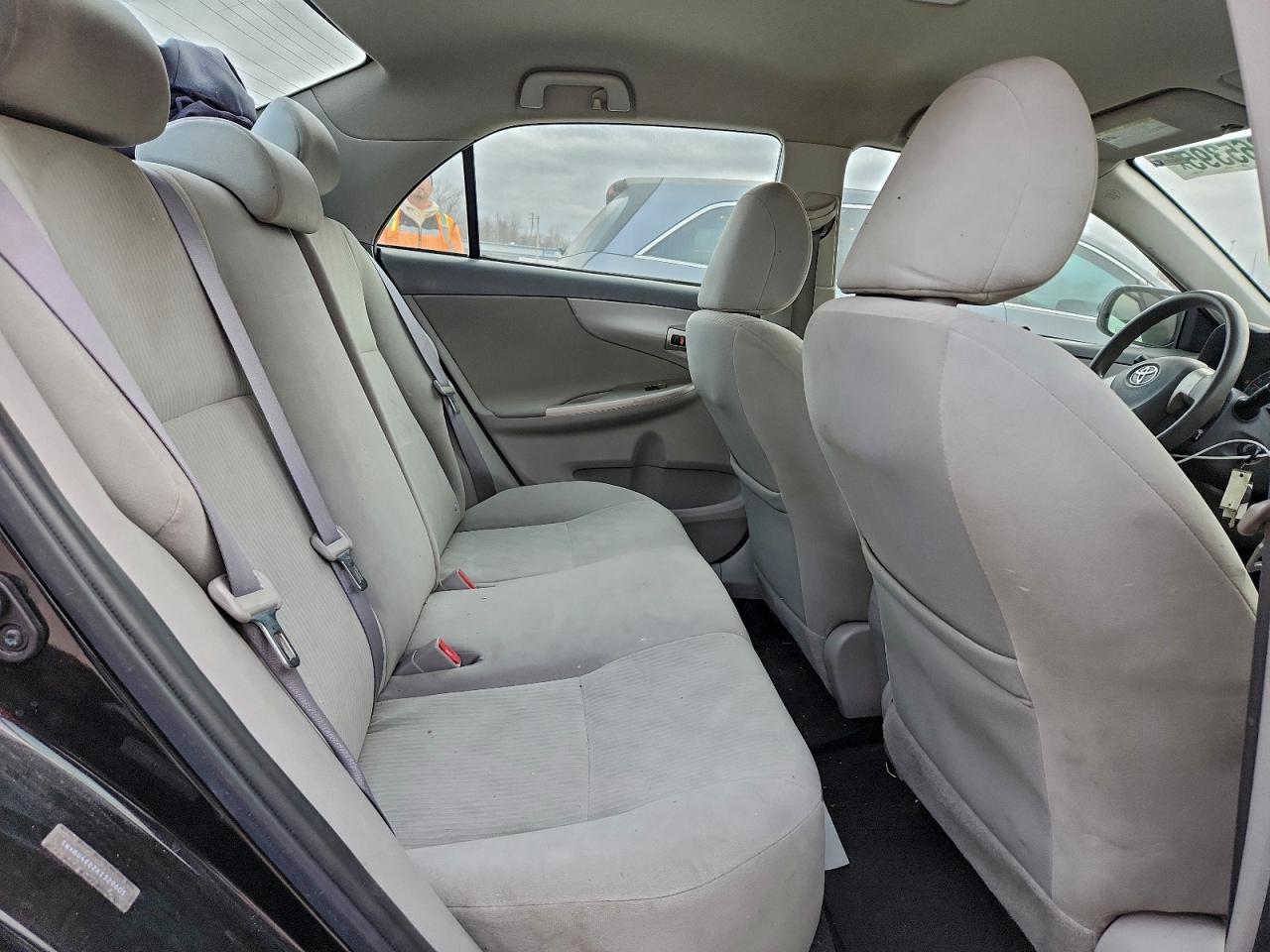 2010 TOYOTA COROLLA BASE photo 10