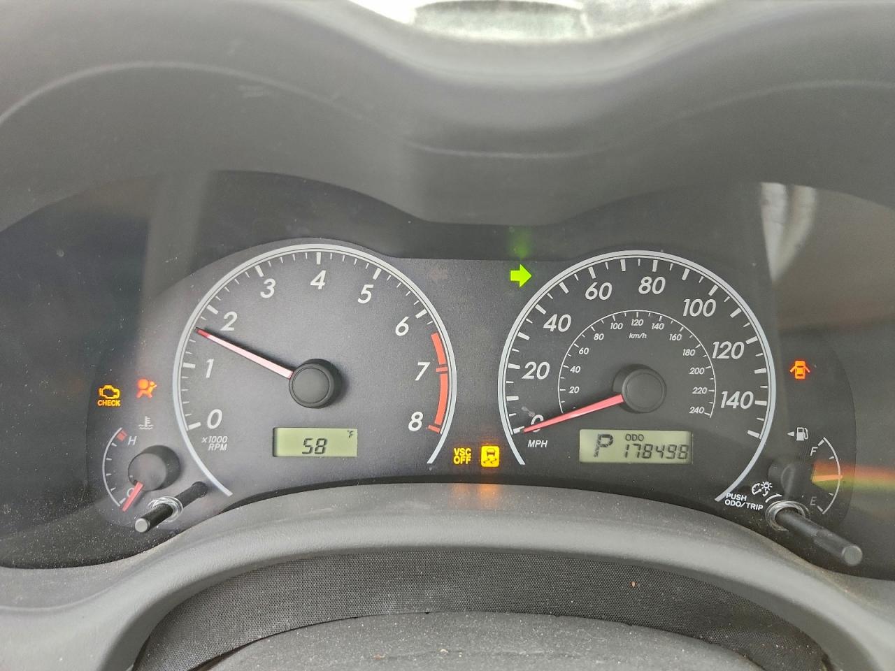2010 TOYOTA COROLLA BASE photo 9
