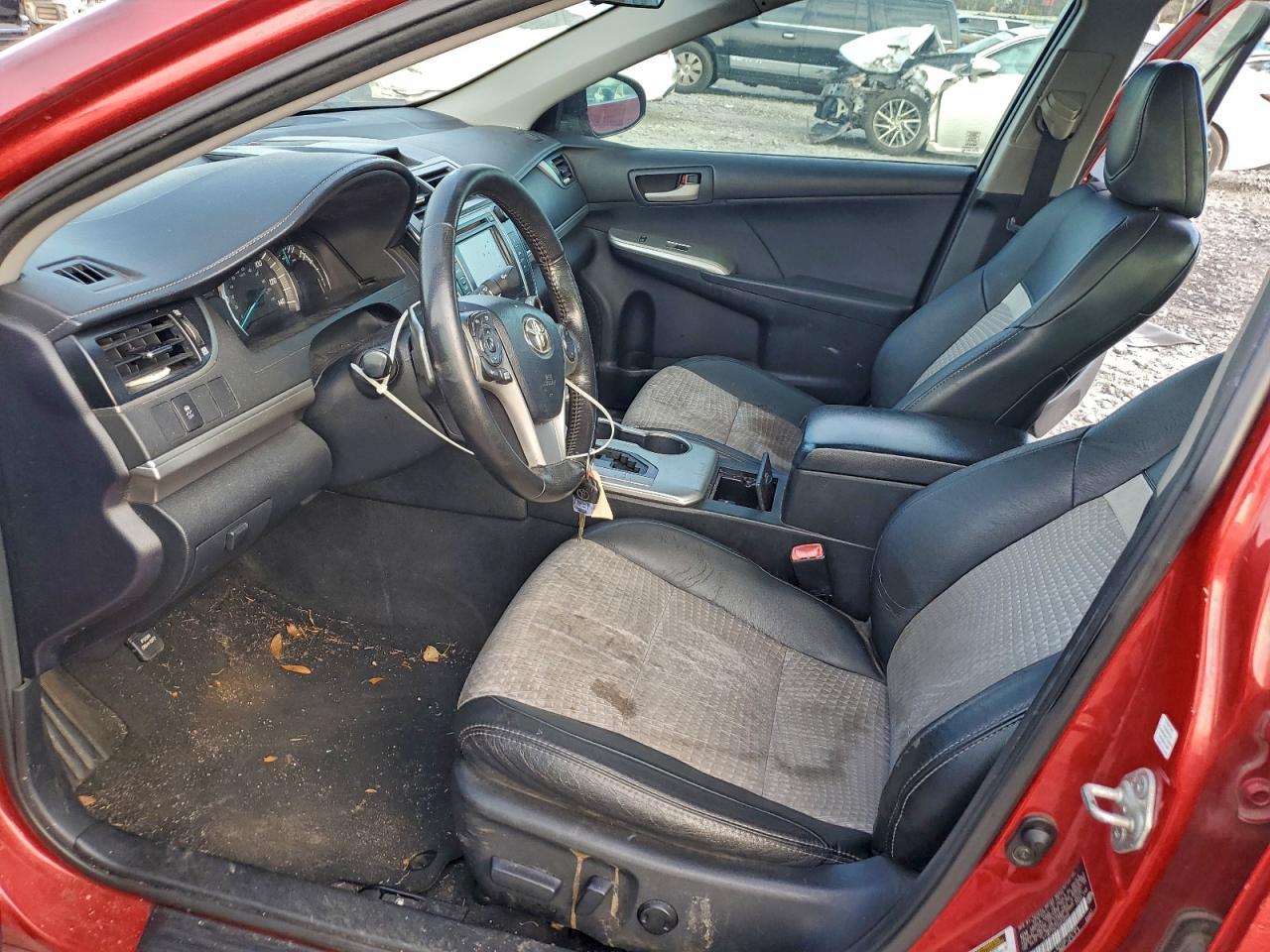 2012 TOYOTA CAMRY BASE photo 7